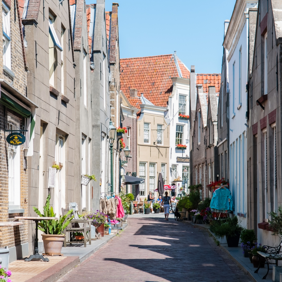 Smal straatje in Goederee