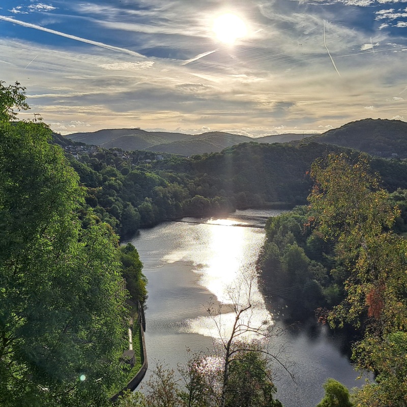 Uitzicht over stuwmeer